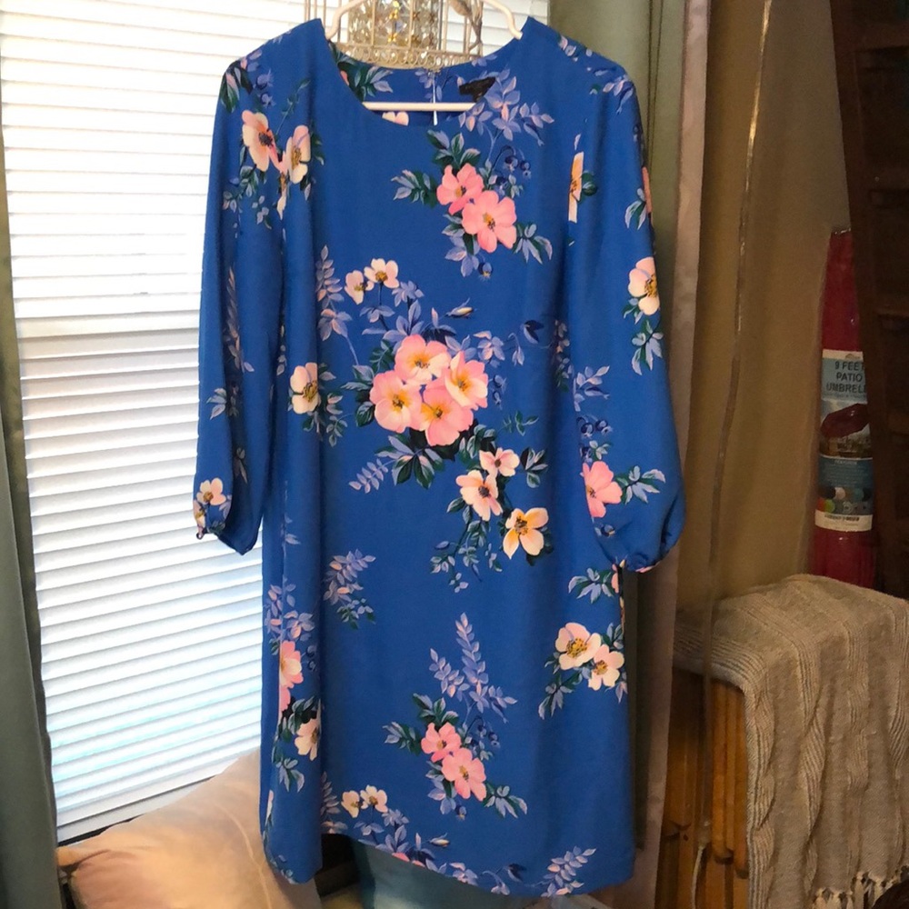 Petite long sleeve floral Loft dress